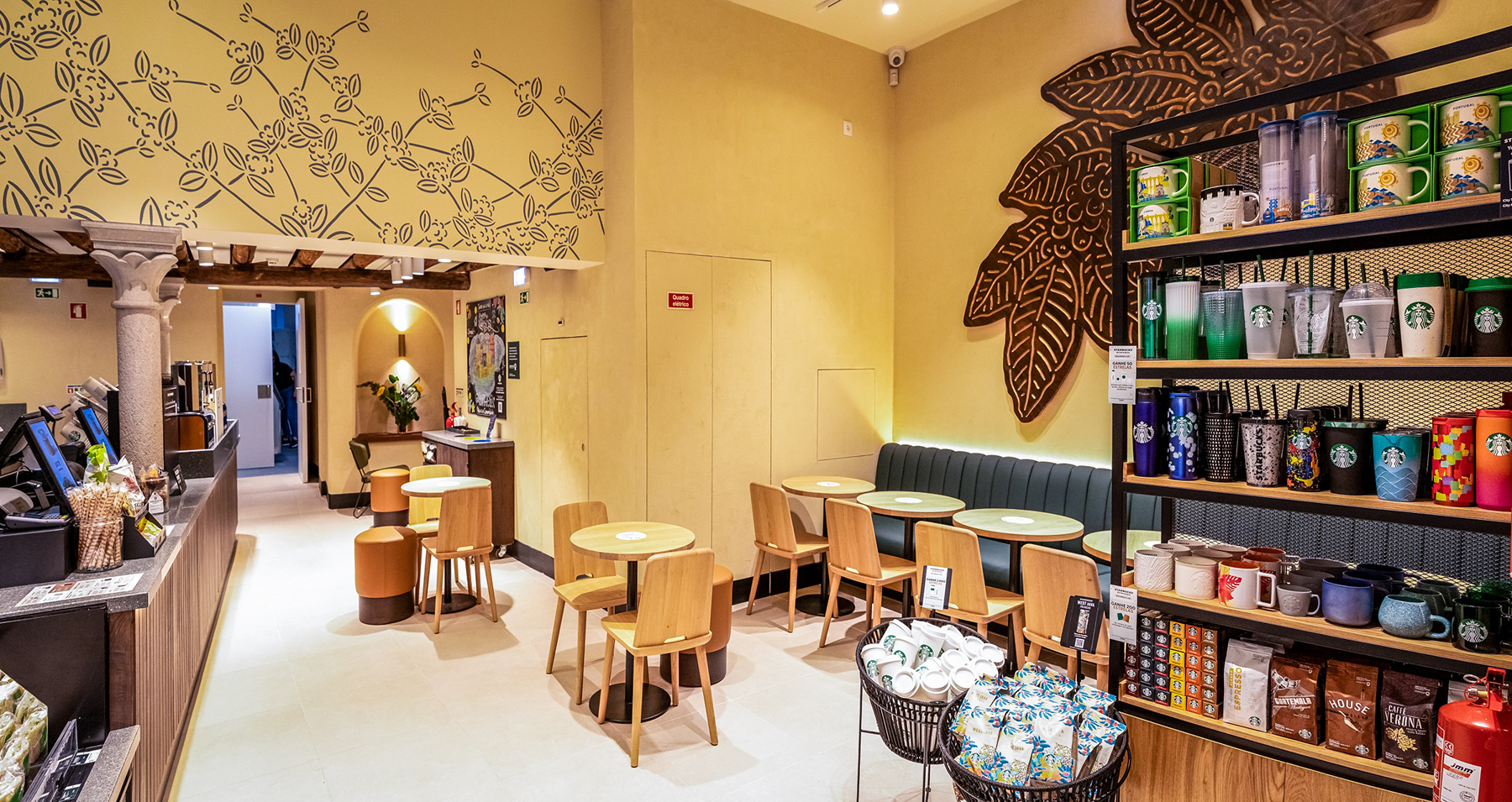 Starbucks abre nova loja no Porto