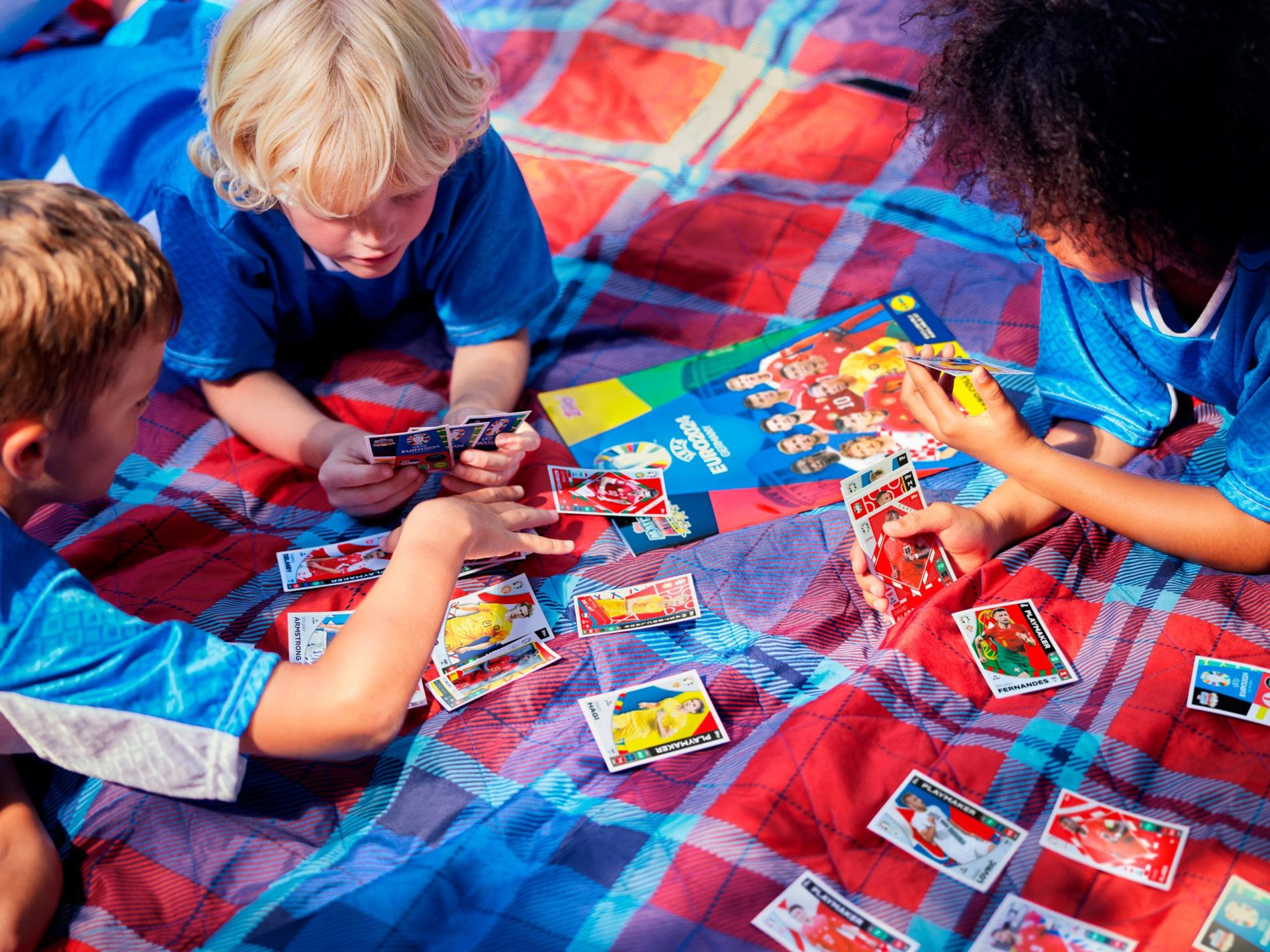 Lidl ajuda adeptos de futebol a colecionar as cartas com as estrelas do UEFA Euro 2024