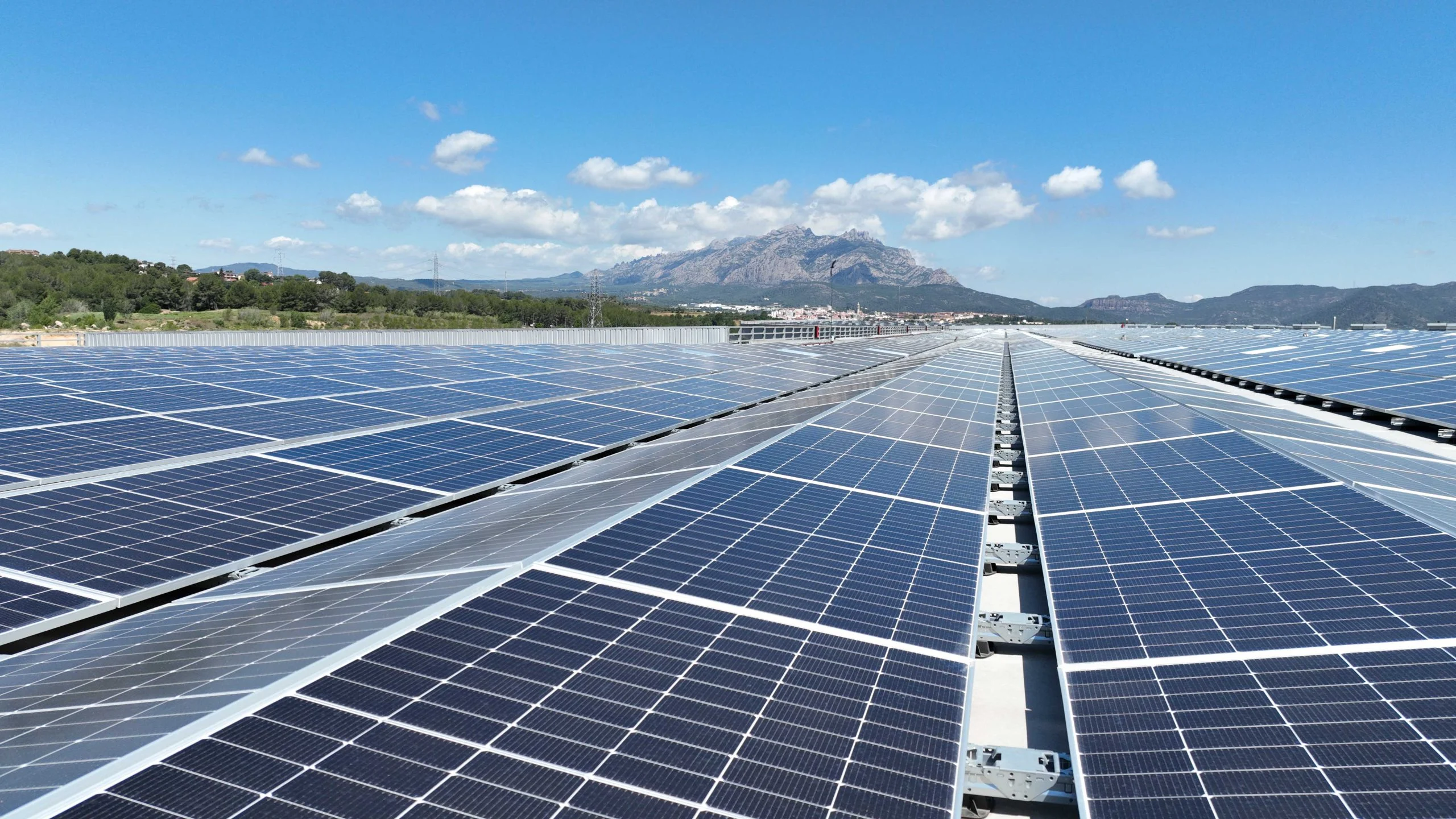 Mercadona inaugura a sua maior instalação fotovoltaica