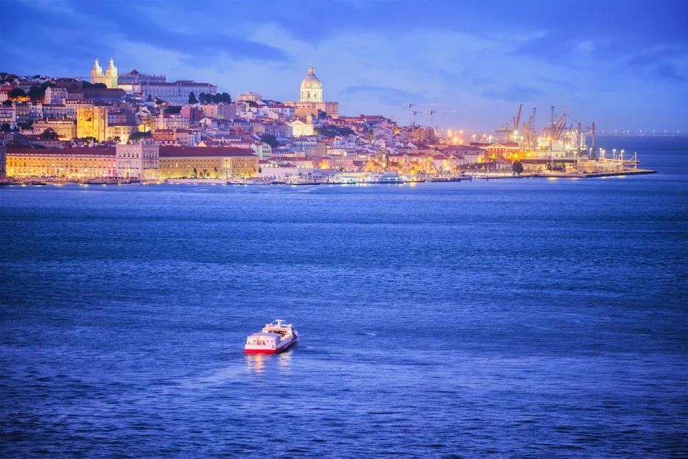 Portugal é o 7.º país mais caro da Europa para viajar de ferry