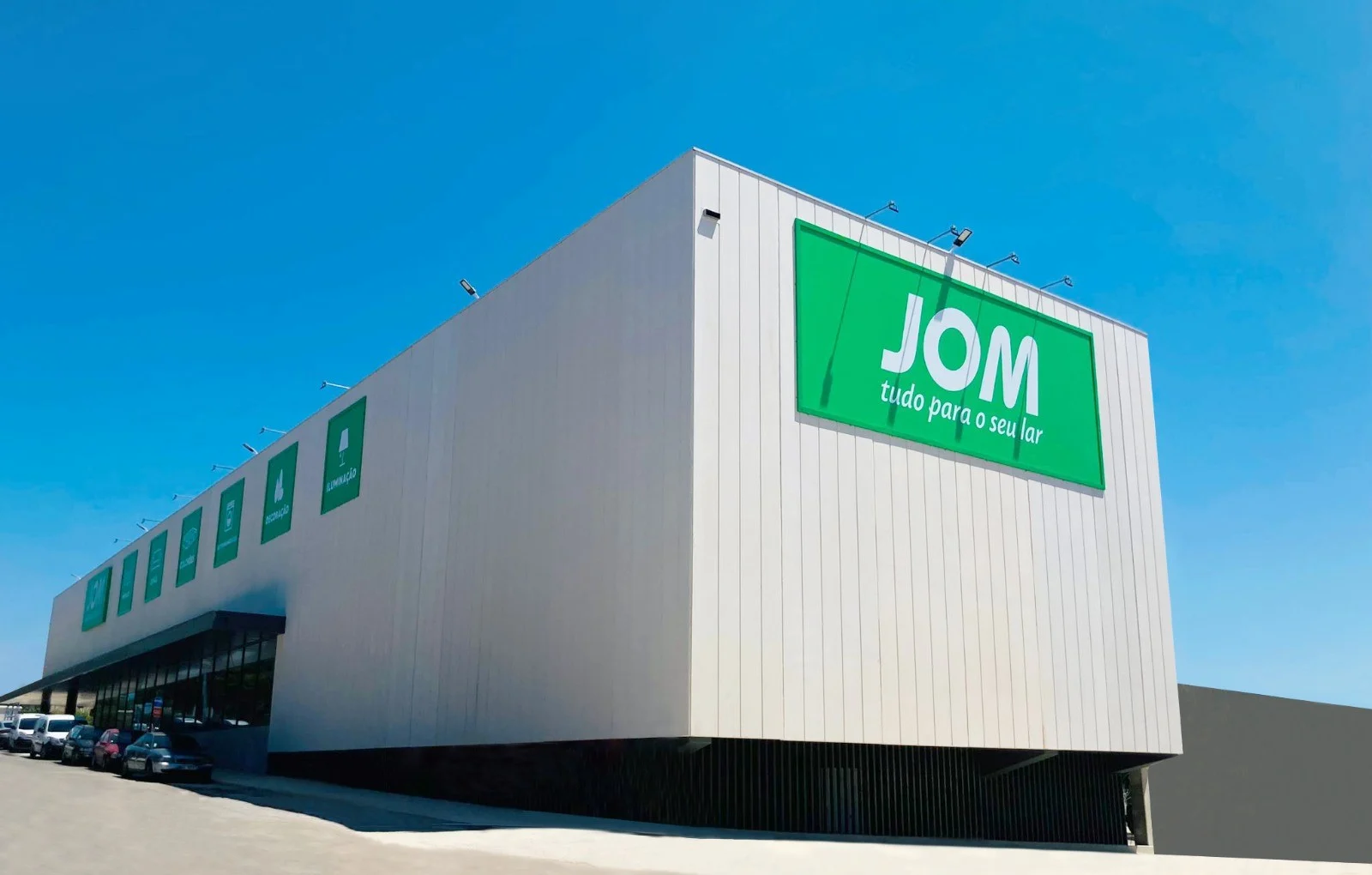JOM inagura nova loja em Gondomar
