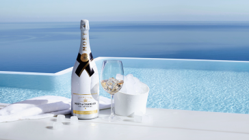 Möet & Chandon champagne