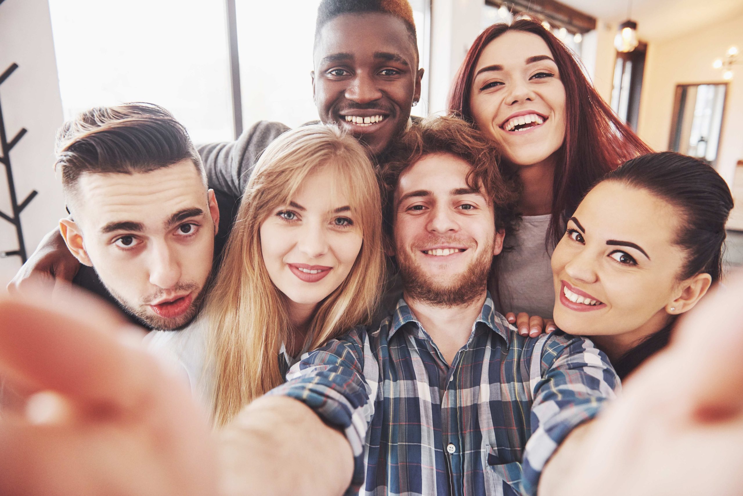 DIG-IN lança campanha para combater a pobreza e desigualdade nos jovens