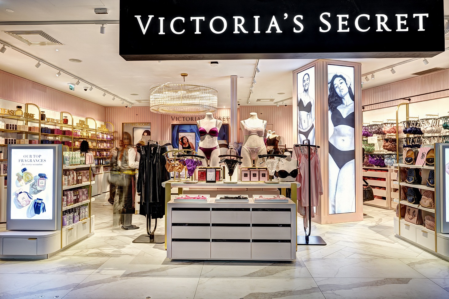 Victoria’s Secret abre maior loja da marca em “travel retail” no Aeroporto de Lisboa