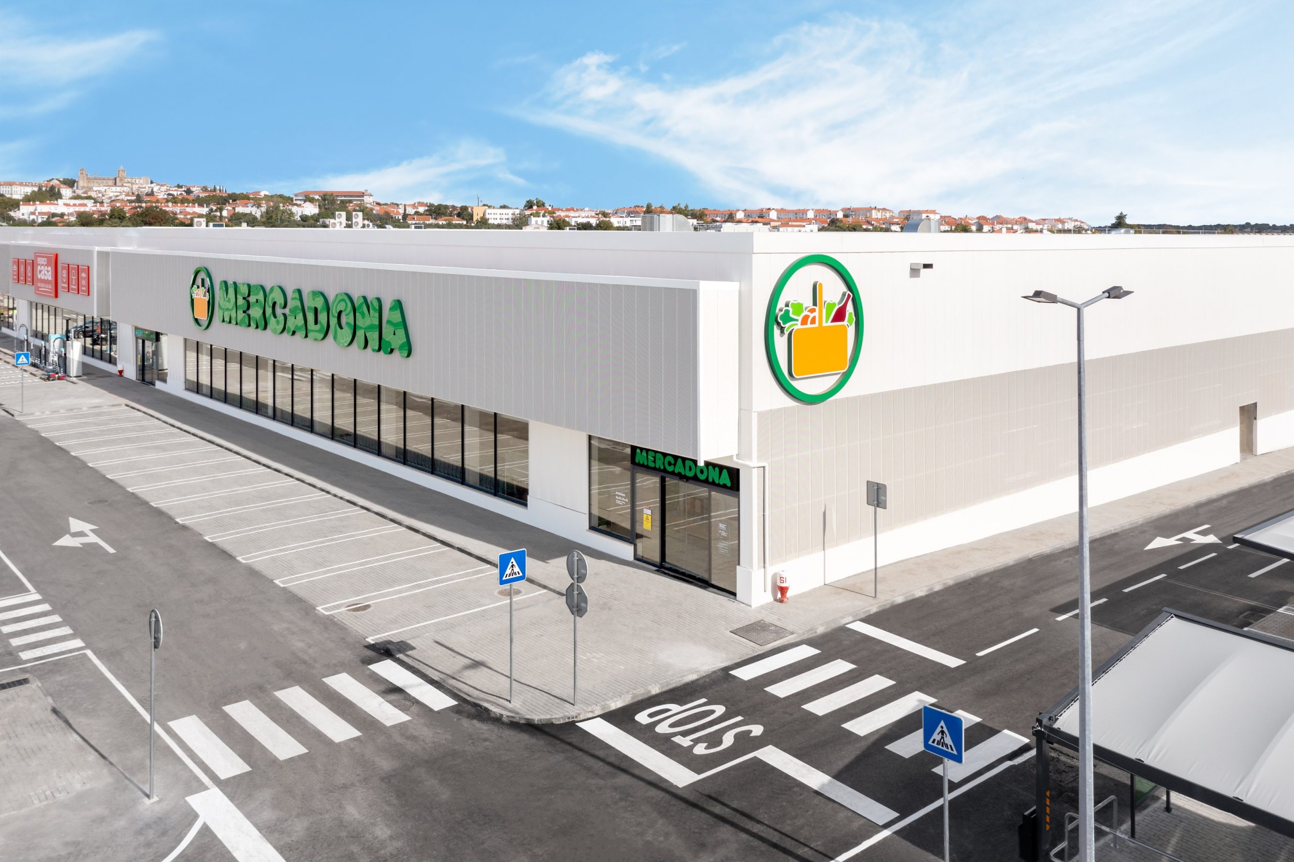 Mercadona abre supermercado em Évora