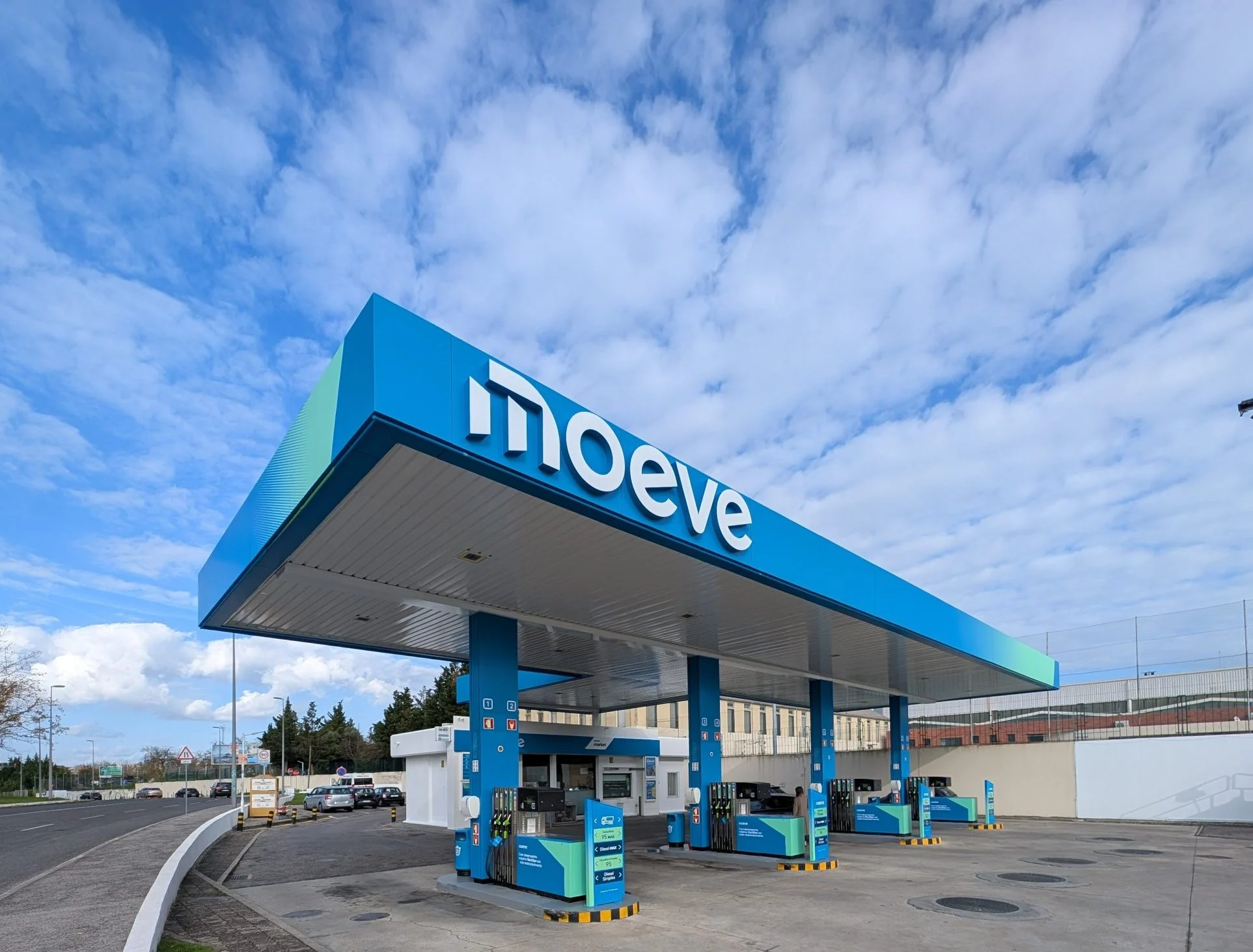 Abre primeiro posto da Moeve em Portugal