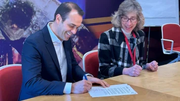 Assinatura protocolo_Rui Serpa e Carla Salsinha