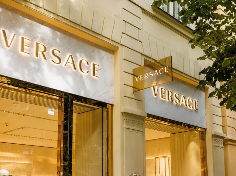 Prada Versace aquisição