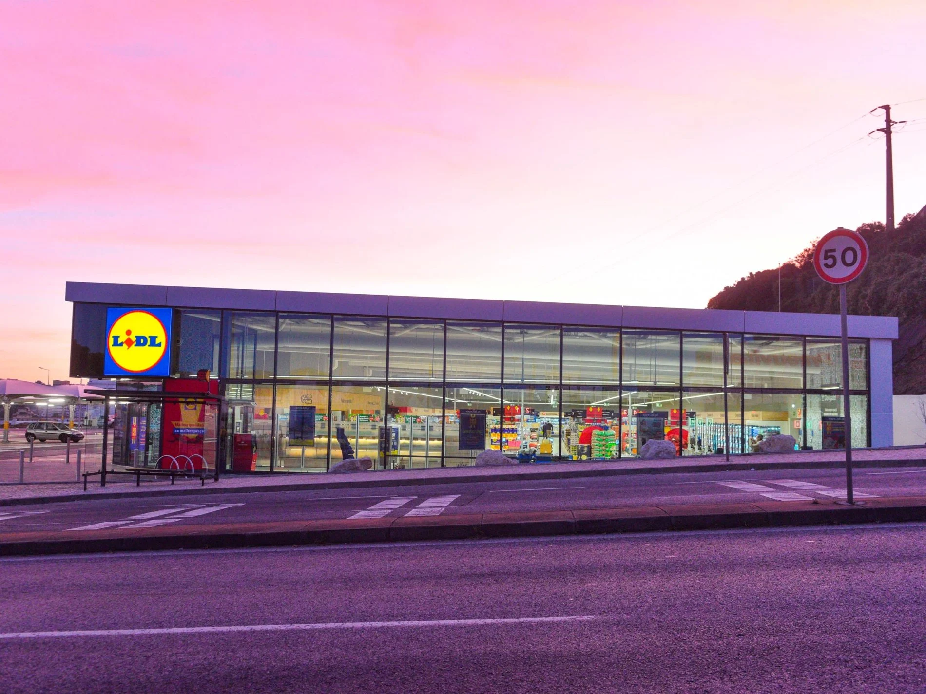 Lidl abre nova loja no Cacém construída no lugar da antiga