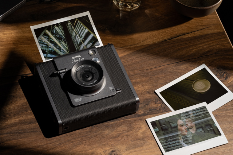 Fujifilm instax WIDE Evo