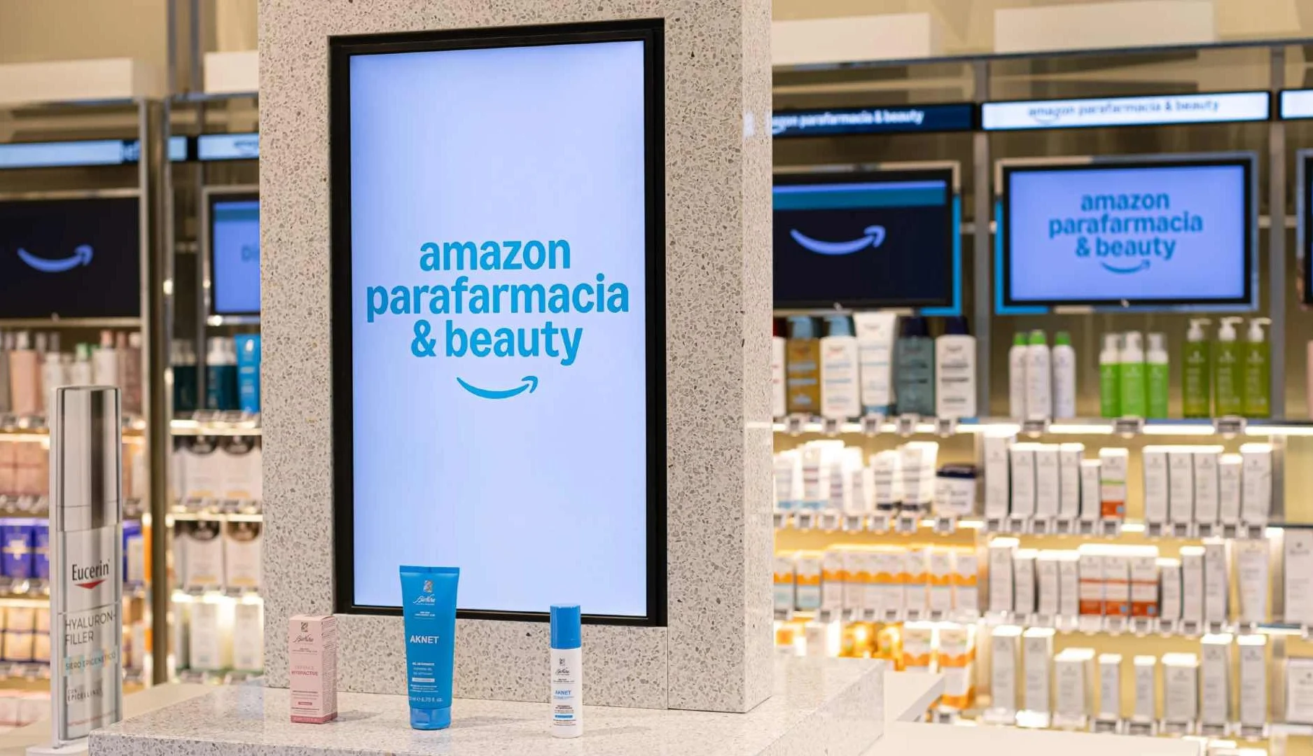 Amazon abre loja física de beleza e parafarmácia no centro de Milão