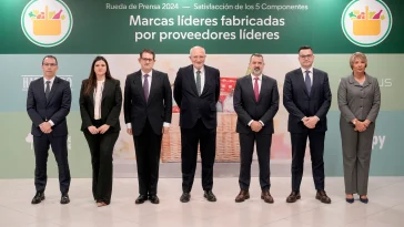 Juan Roig e membros do Comité de Direção da Mercadona após a Conferência de Imprensa 2024
