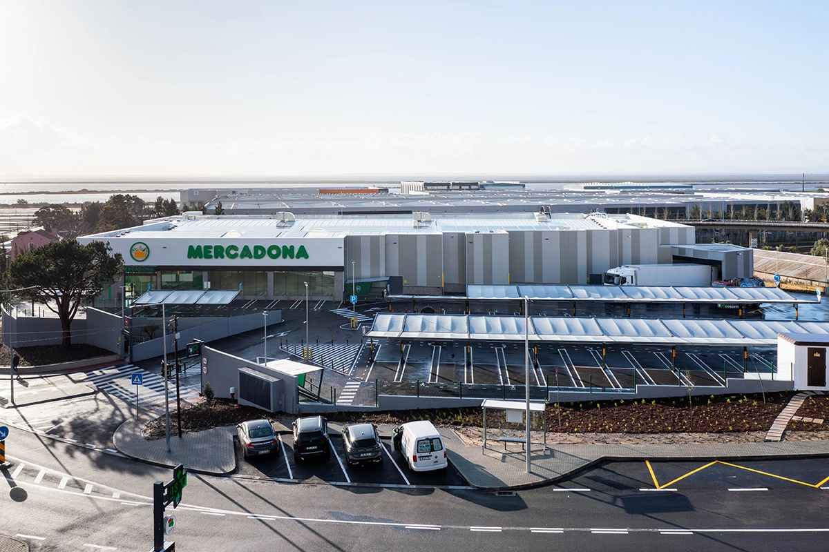 Novo supermercado Mercadona em Santa Iria de Azóia