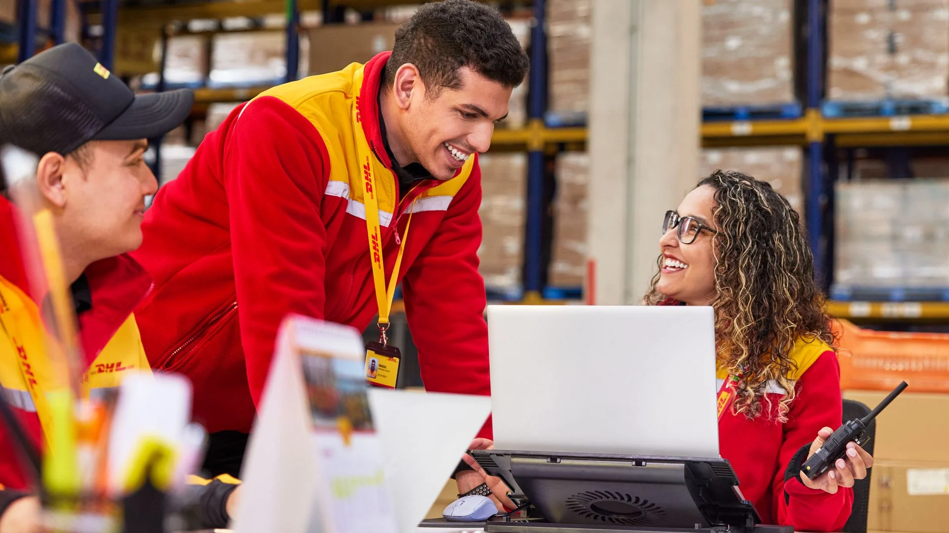DHL Supply Chain adquire IDS Fulfillment e reforça aposta no e-commerce para PME