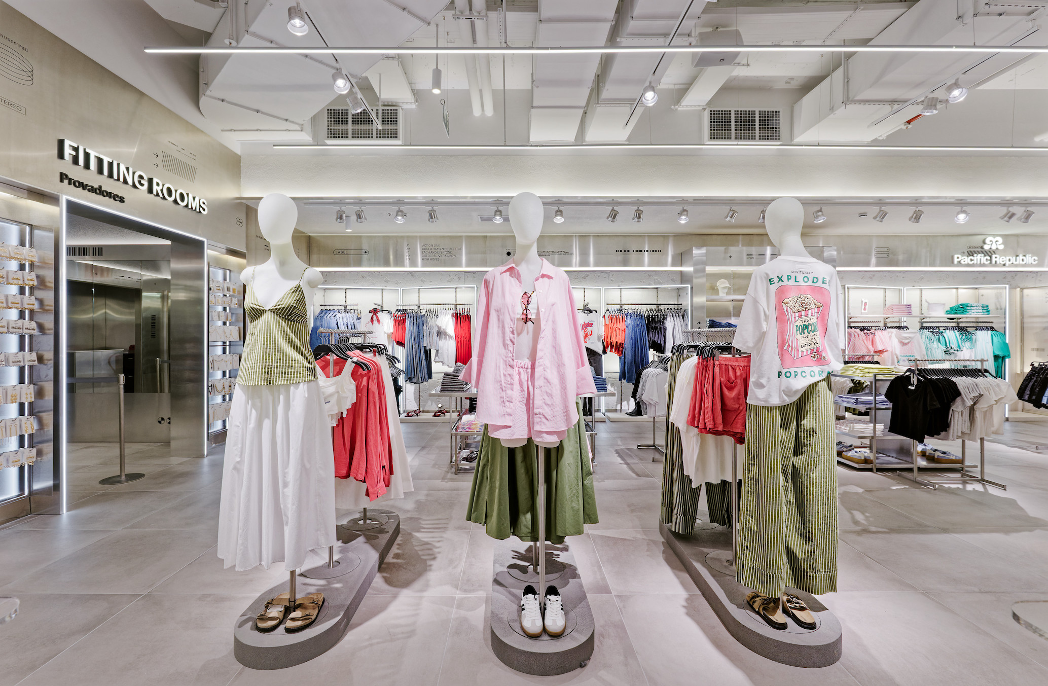 Pull&Bear reabre no Centro Vasco da Gama