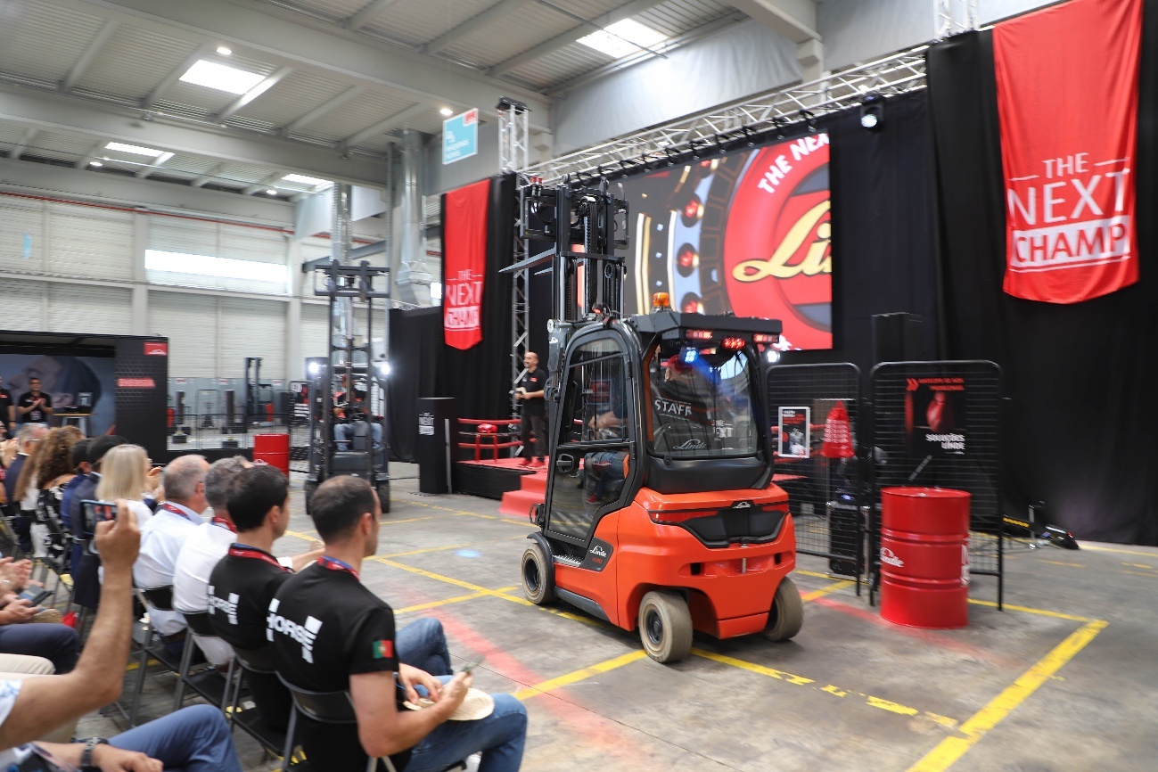 Linde empilhadores elétricos