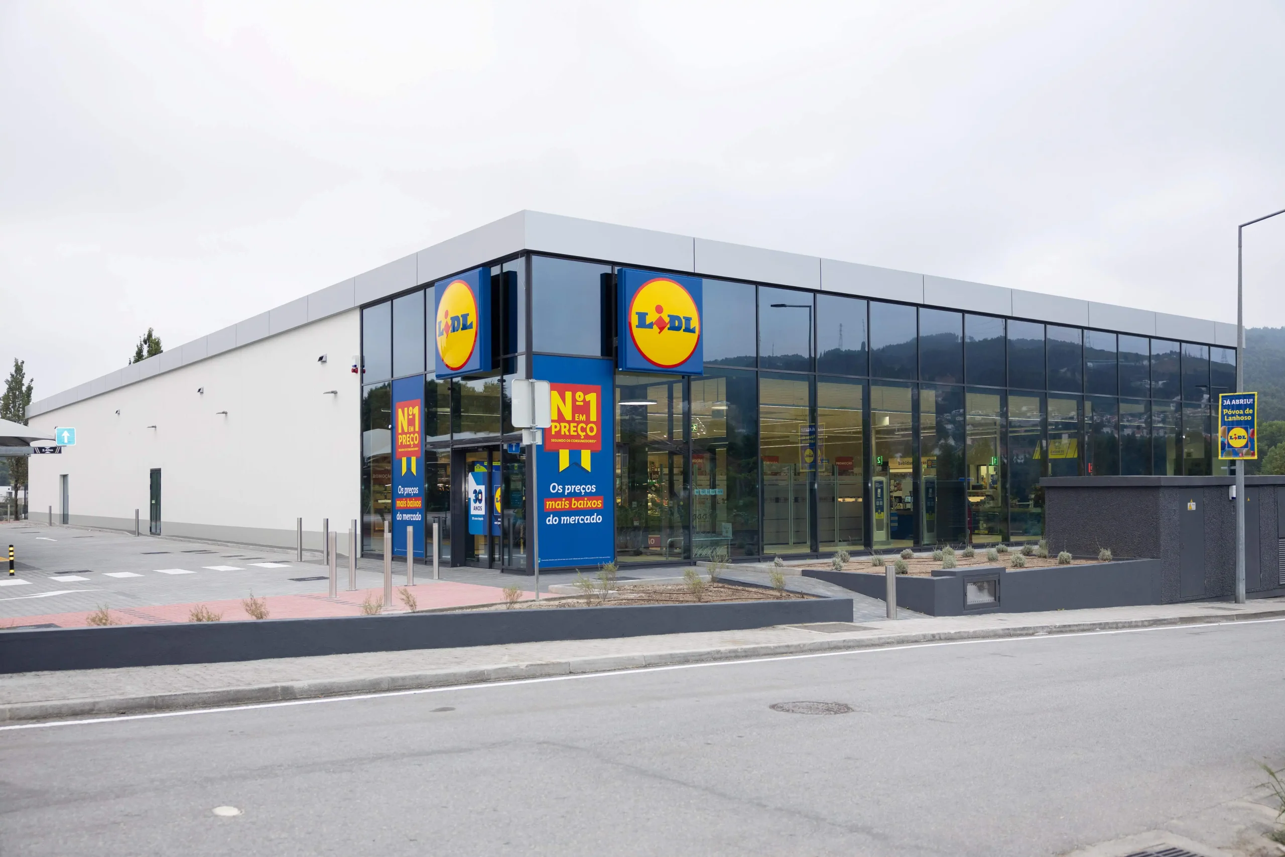 Lidl: 3 milhões de euros na renovação de loja em Póvoa de Lanhoso