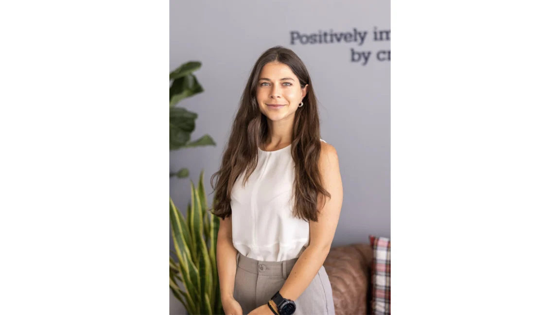 Yuliya Vashchyshyn, junior brand manager St. Petroni