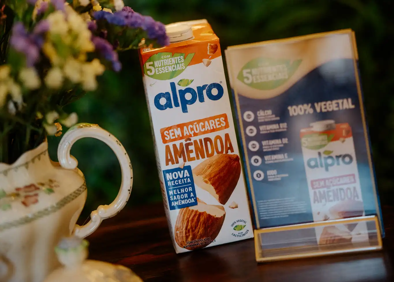 Alpro reforça bebidas vegetais com cinco nutrientes essenciais e apresenta conceito “Alpro das 5”