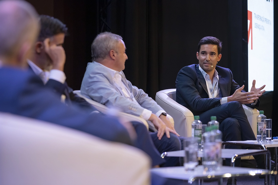Afonso Cruzeiro - 1.º Painel Conferência 20 Anos