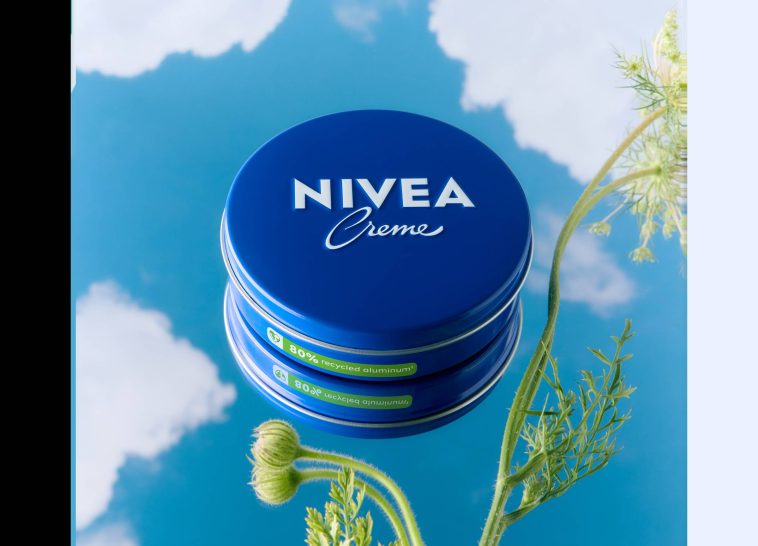 Nivea lata azul