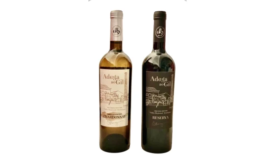 Adega ao Gil Chardonnay 23 e Reserva Tinto 20