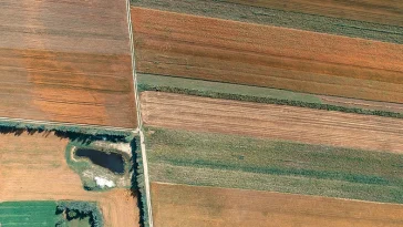 carlo-verso-zIyh_pgwxTU-unsplash