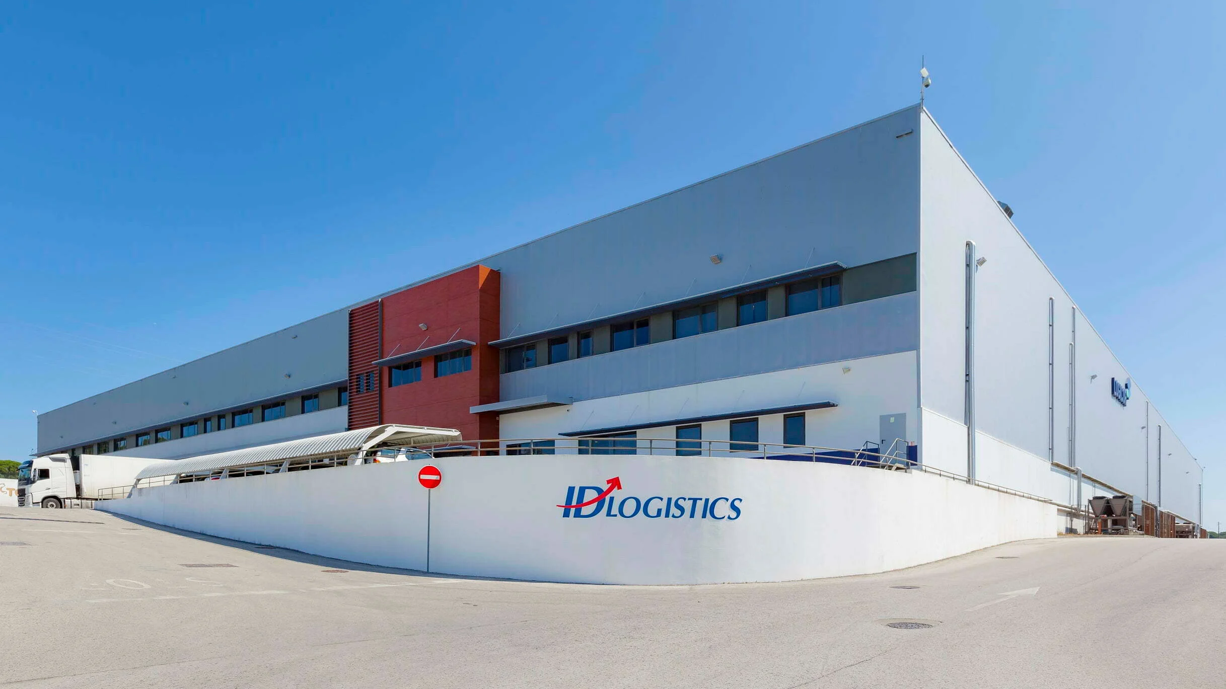 ID Logistics aumenta receitas 14,2% em 2025