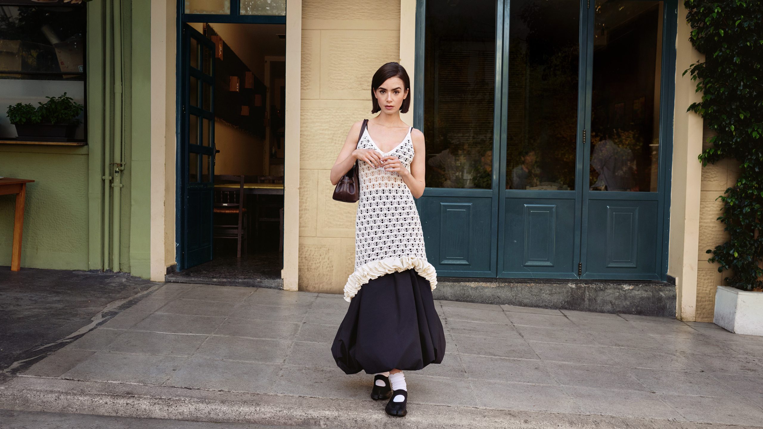 Lily Collins é a primeira embaixadora global da Zalando