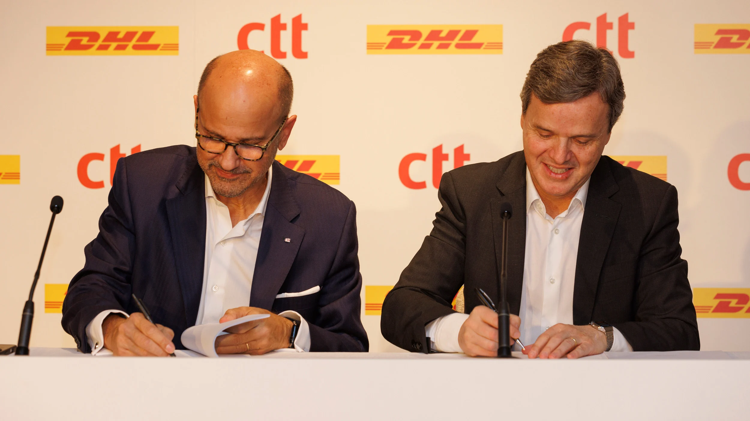 Comissão Europeia aprova parceria entre CTT e DHL