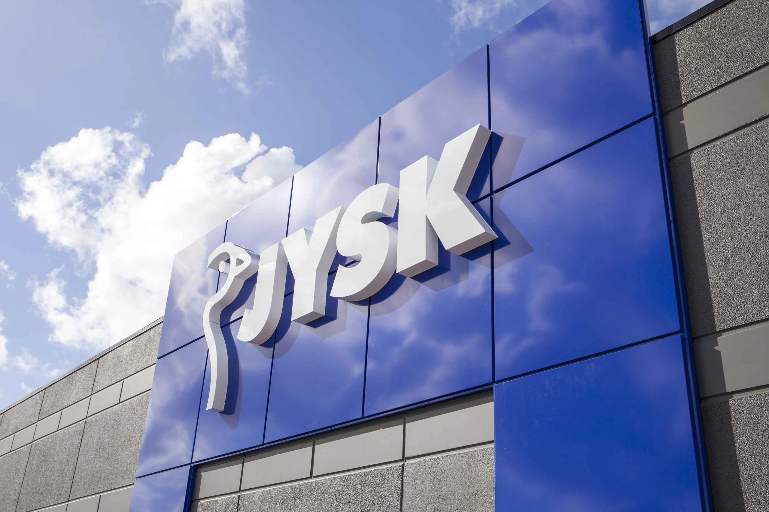 JYSK estreia conceito Smart Store para reduzir consumo energético