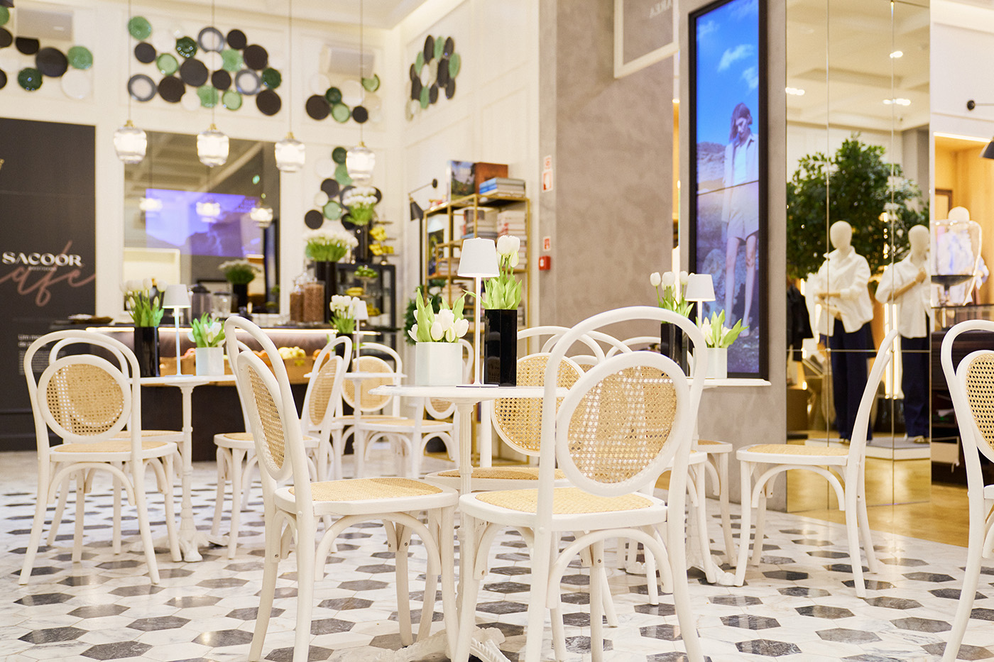 Sacoor Brothers lança Sacoor Café e aposta na experiência premium em loja