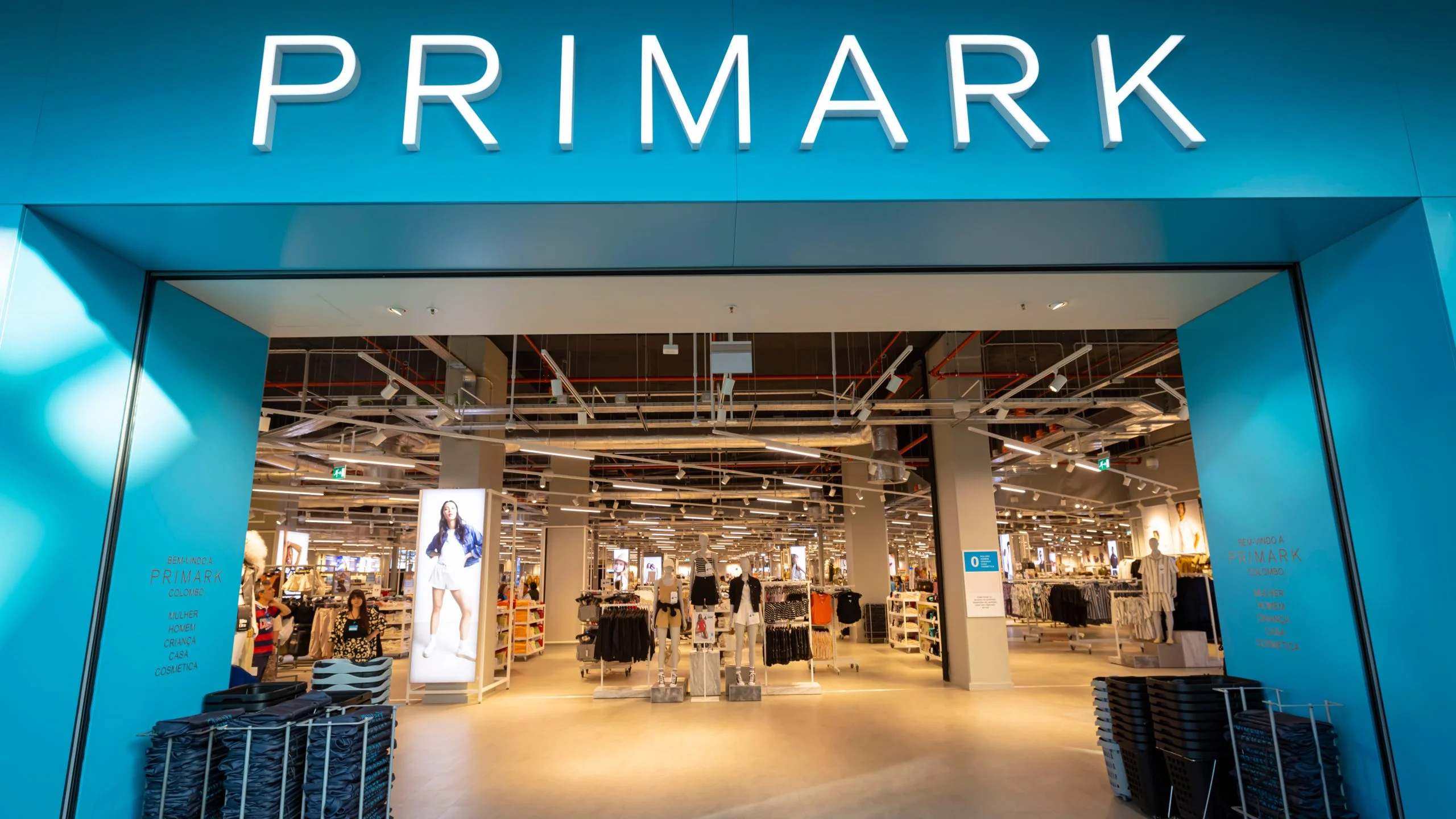 Primark baixa preços de centenas de artigos em 19 mercados