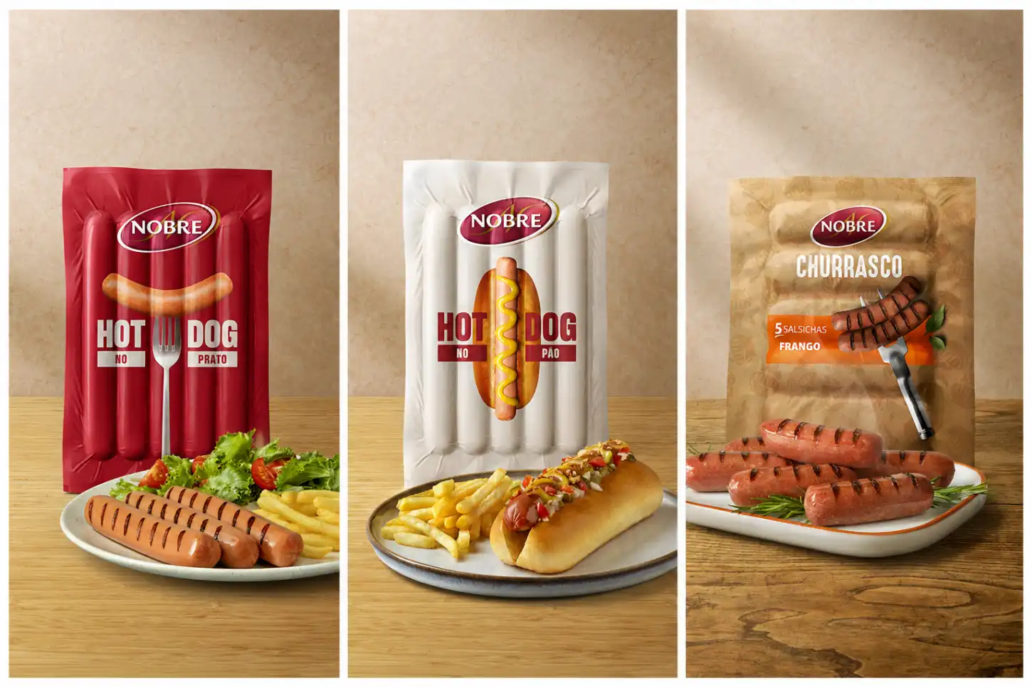 Três embalagens de salsichas Nobre: hot dog no prato, hot dog no pão e churrasco