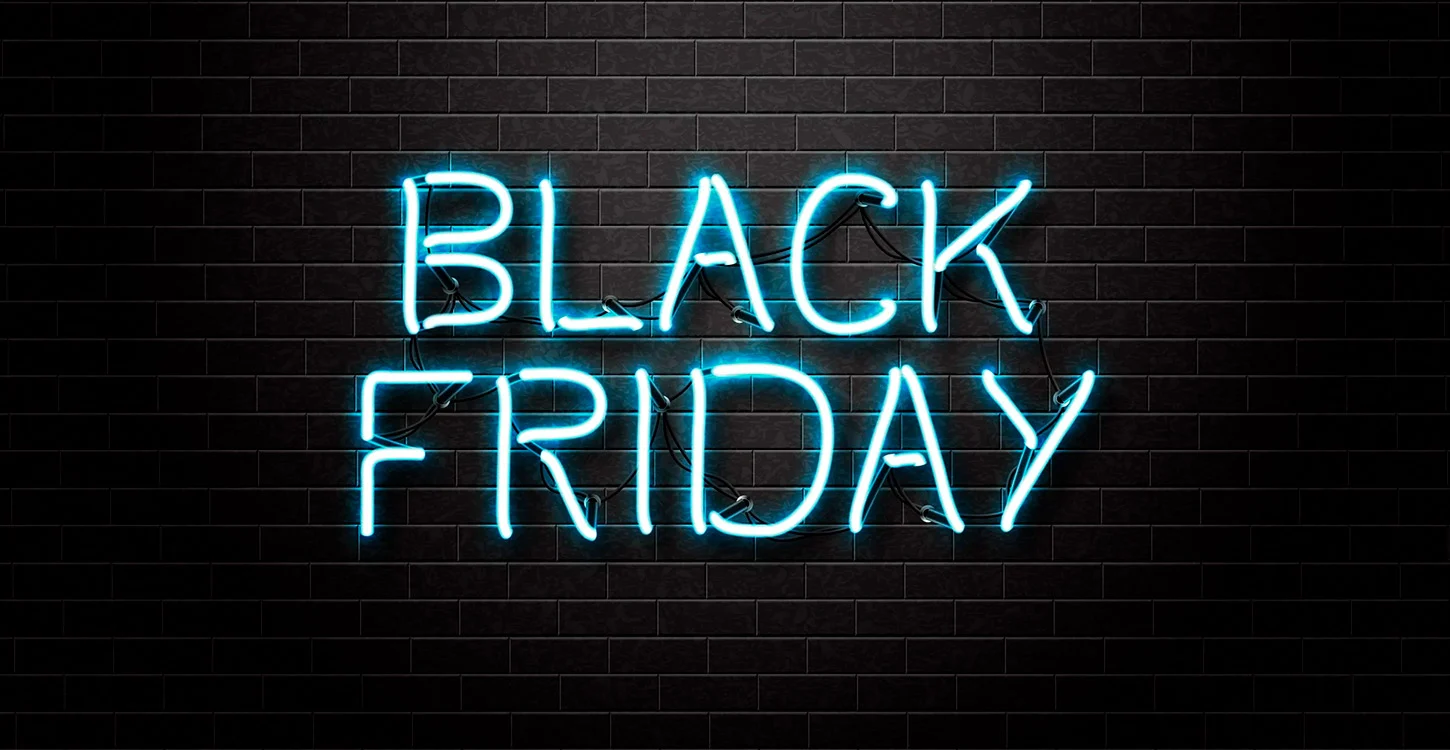 Letreiro luminoso com as palavras «Black Friday»