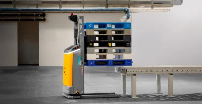 Jungheinrich inicia comercialização de robô autónomo para transporte de paletes