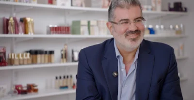 Oriflame nomeia Kenneth Benaim Campbell como CEO